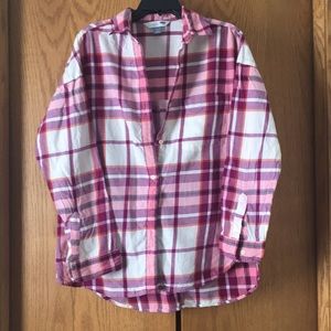 Old navy flannel shirt